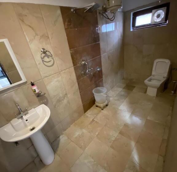 هتل Dev Palace By Wb Inn