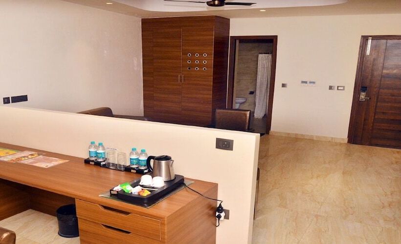 Hotel Golden Residency