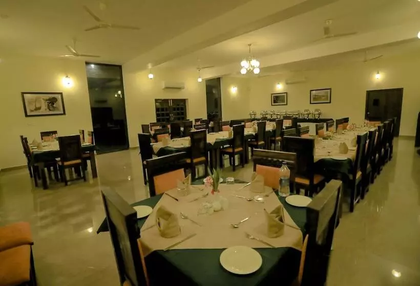 ホテル Hariyali Dhani Camps And Resorts