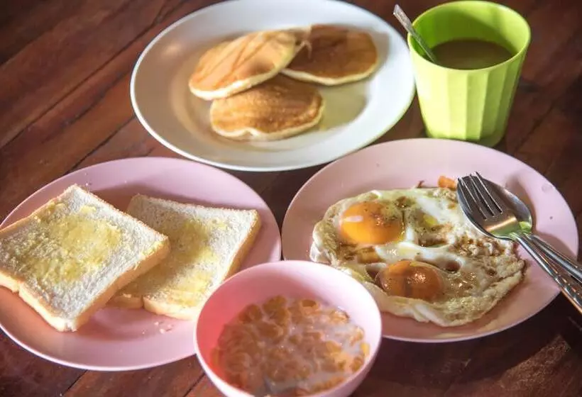 Hotelli Laoliang Beach