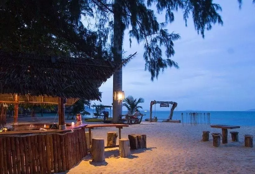 Hotelli Laoliang Beach