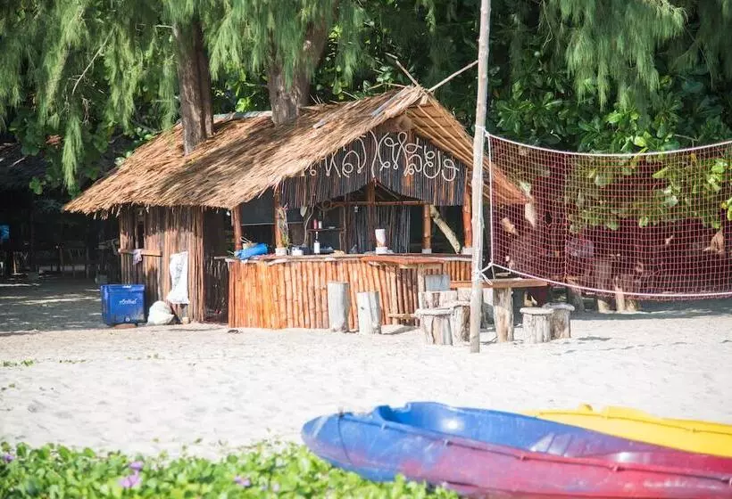 Hotelli Laoliang Beach