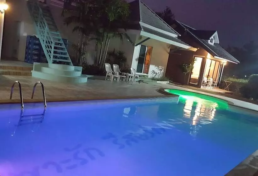 هتل Poh Rak Resort At Pak Chong
