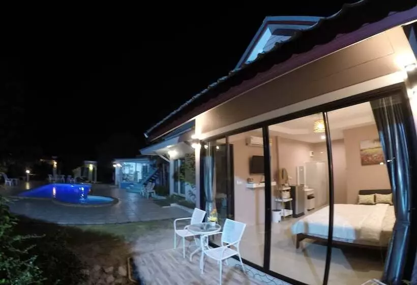 هتل Poh Rak Resort At Pak Chong
