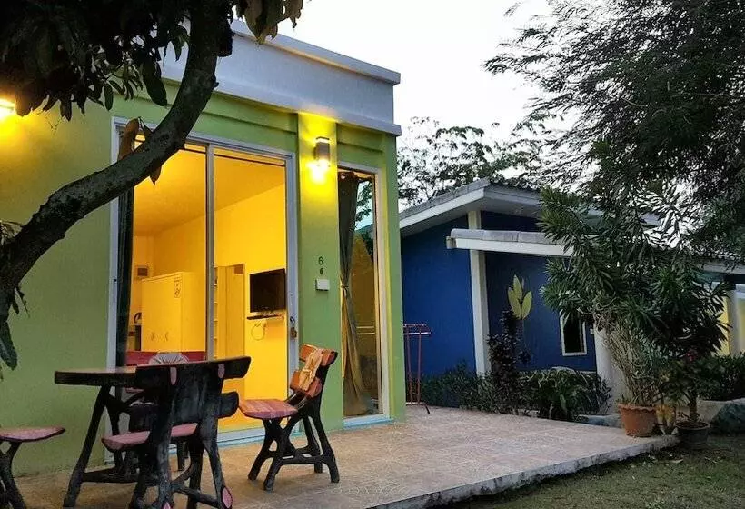 هتل Poh Rak Resort At Pak Chong
