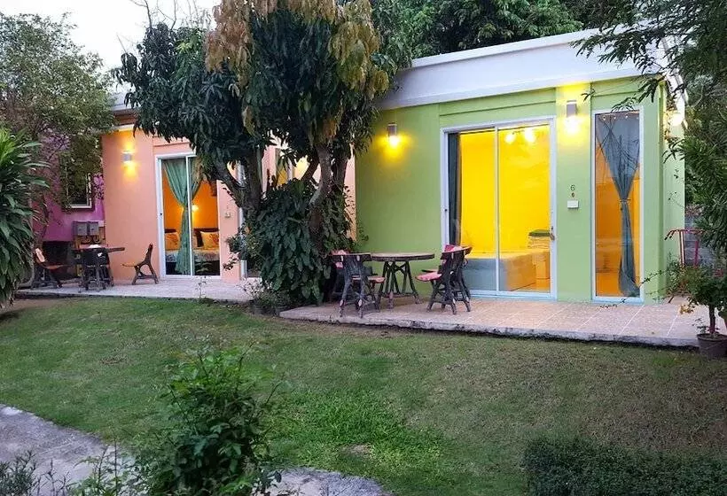 هتل Poh Rak Resort At Pak Chong