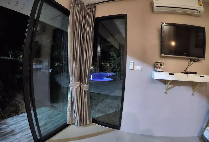 هتل Poh Rak Resort At Pak Chong