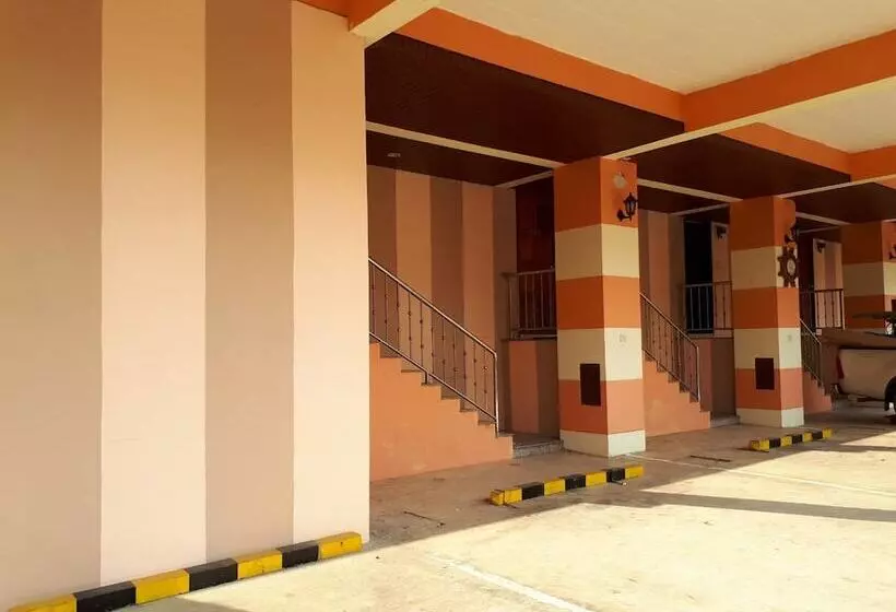 Hotelli Prakhonchai Resort