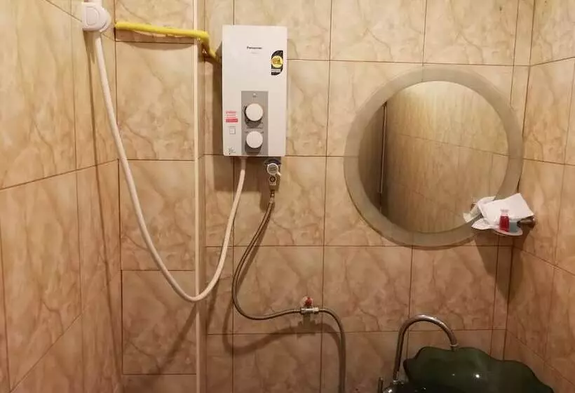 Hotelli River & Flowers Resort