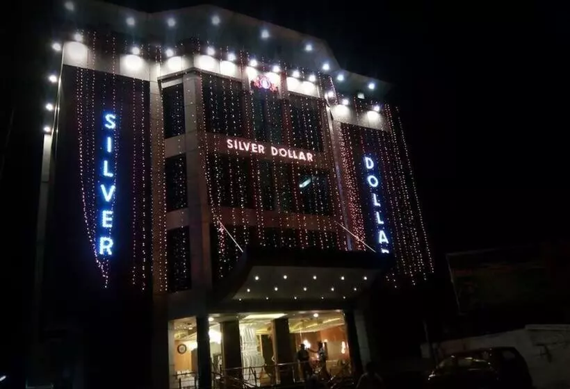 Hotel Silver Dollar