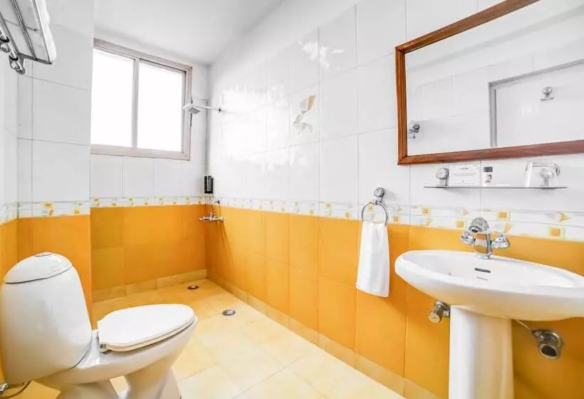 Hotelli Summit Naldehra Grand Resort & Spa