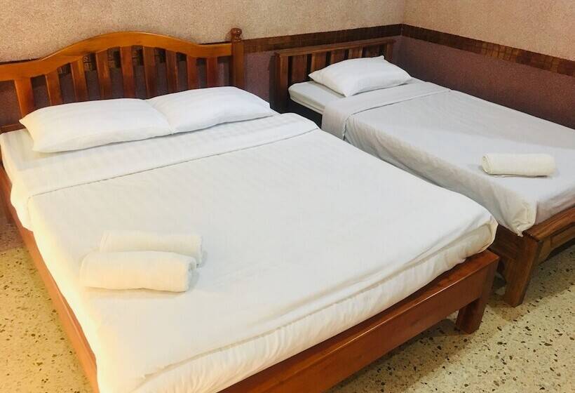 호텔 Teepak Suanmon