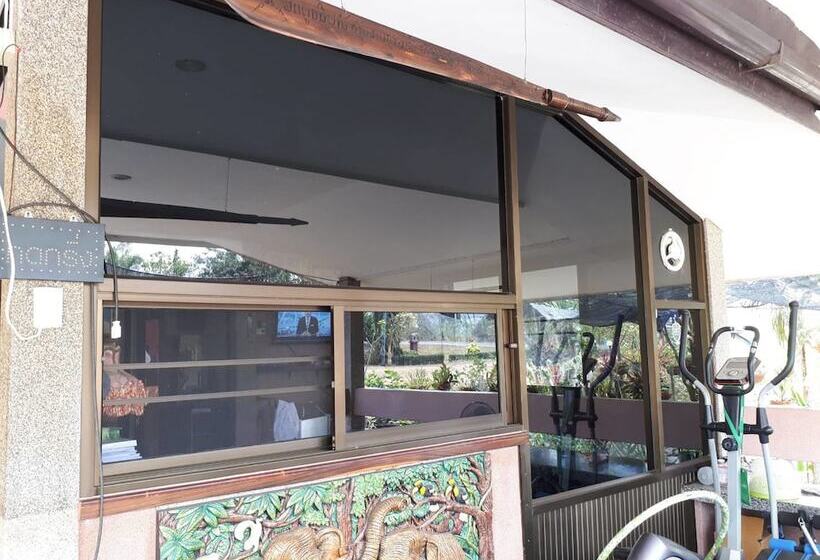 호텔 Teepak Suanmon