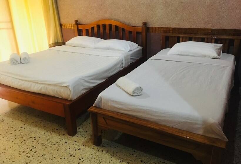 호텔 Teepak Suanmon