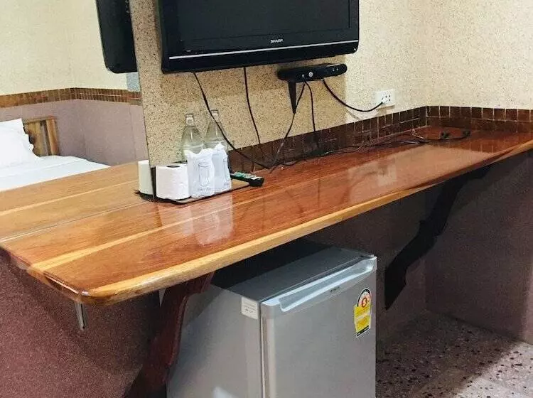 ホテル Teepak Suanmon