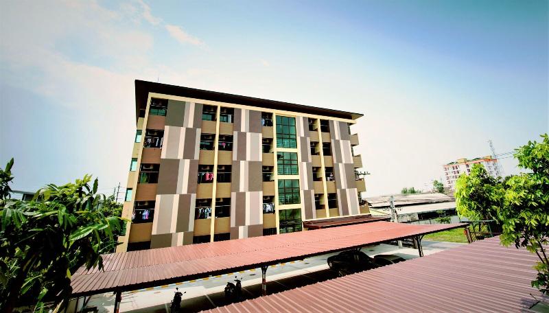 בית מלון כפרי Thana Residence Lam Luk Ka