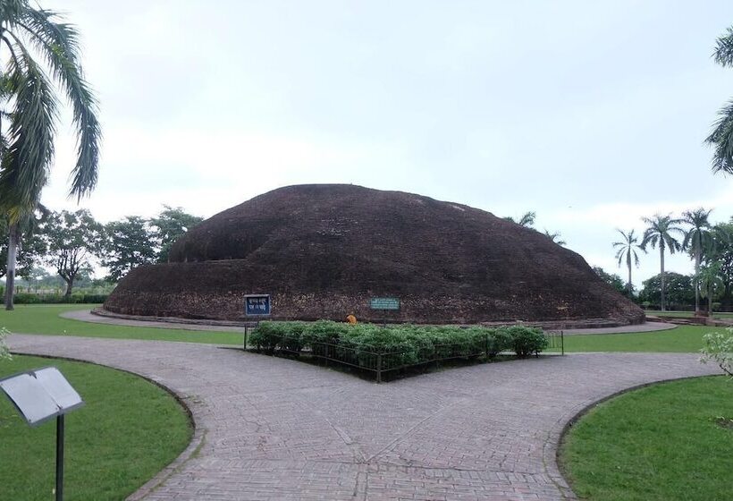 호텔 The Imperial Kushinagar