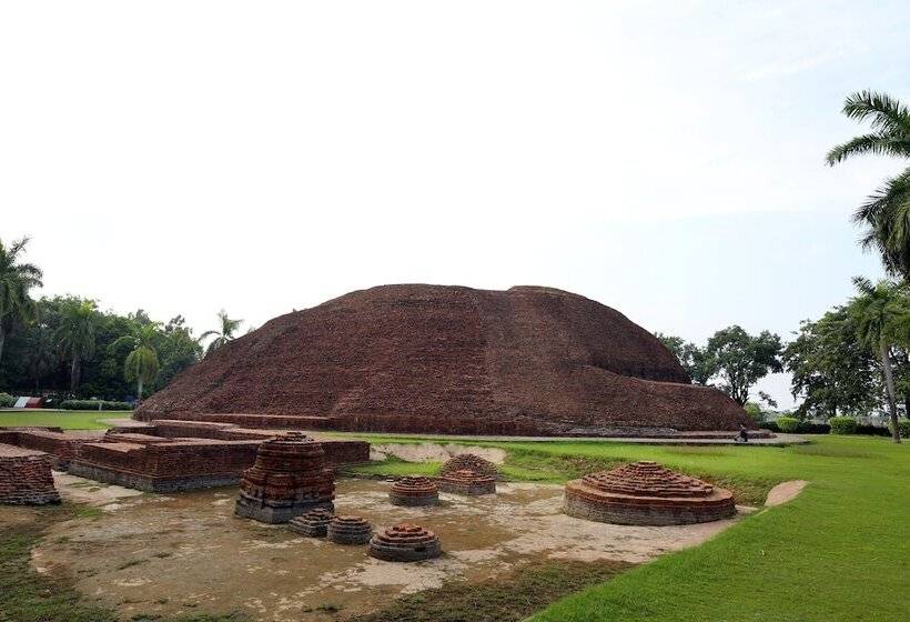 호텔 The Imperial Kushinagar