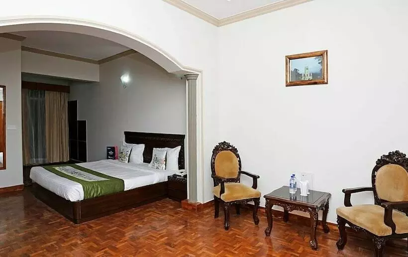 Hotelli Summit Naldehra Grand Resort & Spa