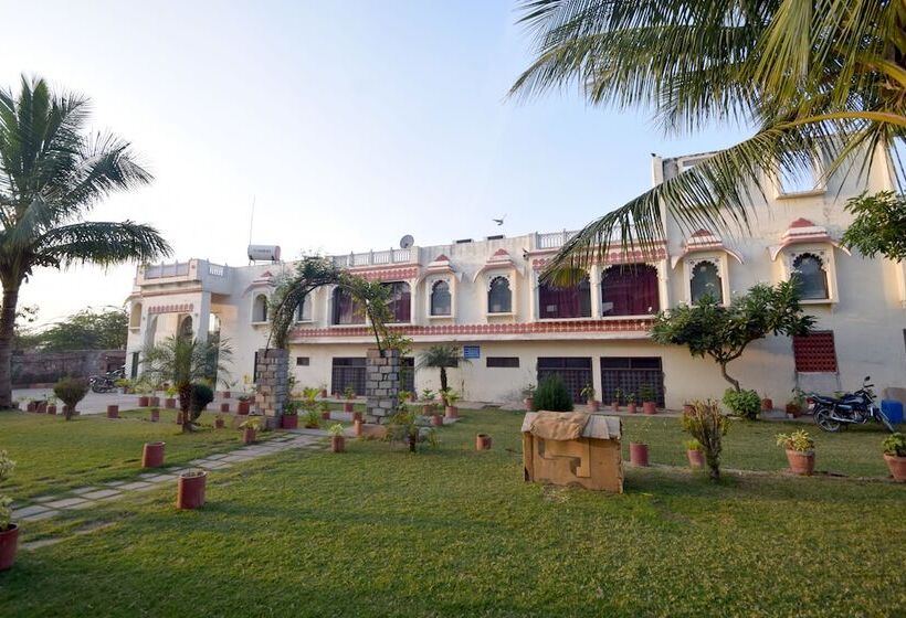 Menal Jungle Safari Resort