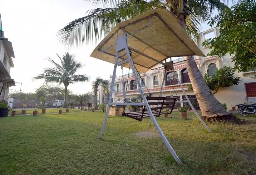 Menal Jungle Safari Resort