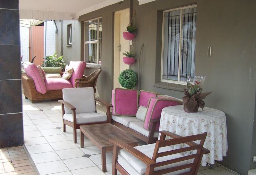 Neo's Bed And Breakfast