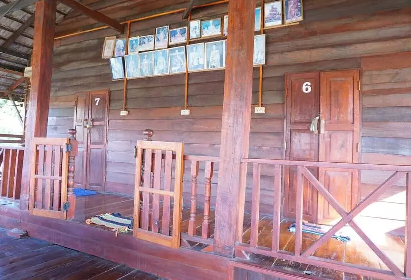 Majatalo Baan Thai Samuckee Chiangkhan