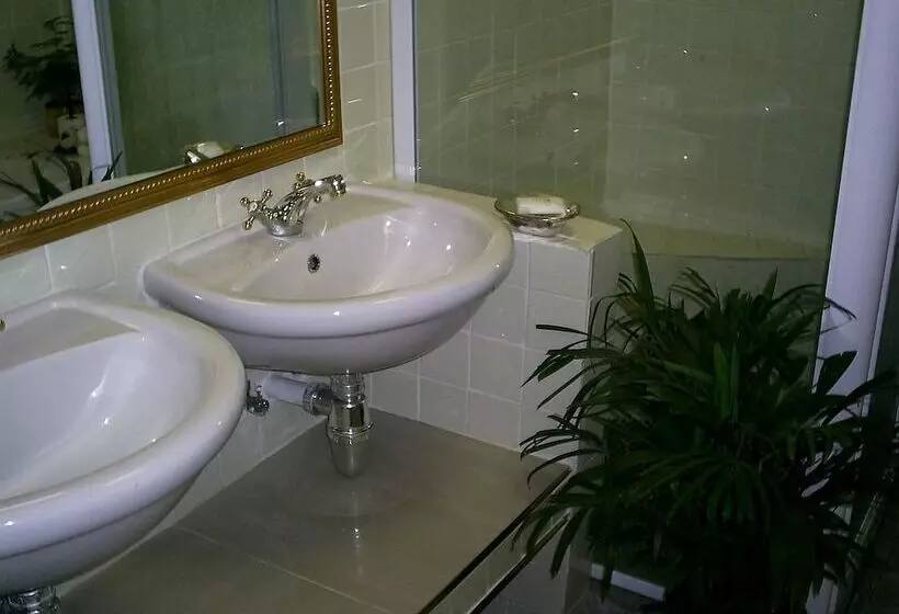 ペンション Emerald Guest House Springs