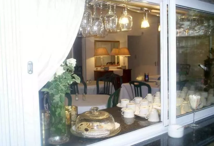 ペンション Emerald Guest House Springs