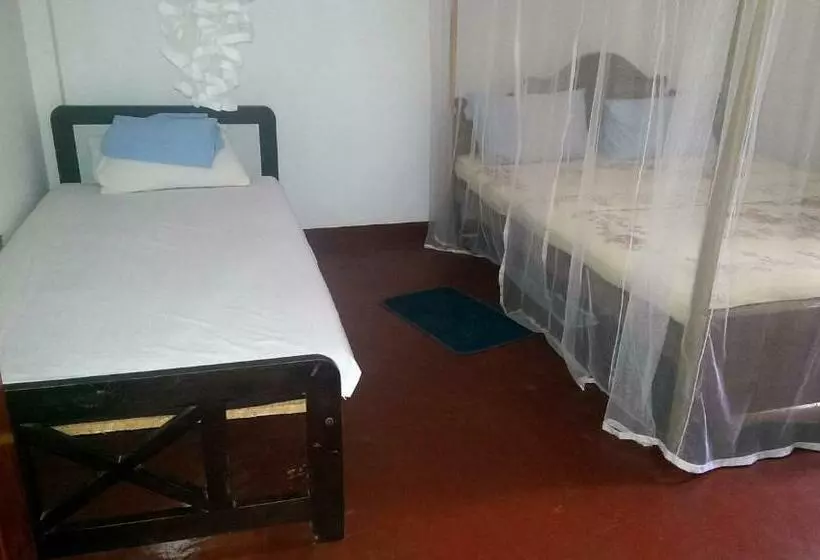 Majatalo Paradise Beach House