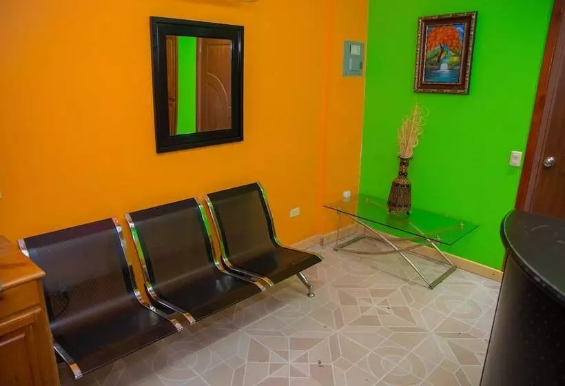 Aparta Hotel Don Olivo