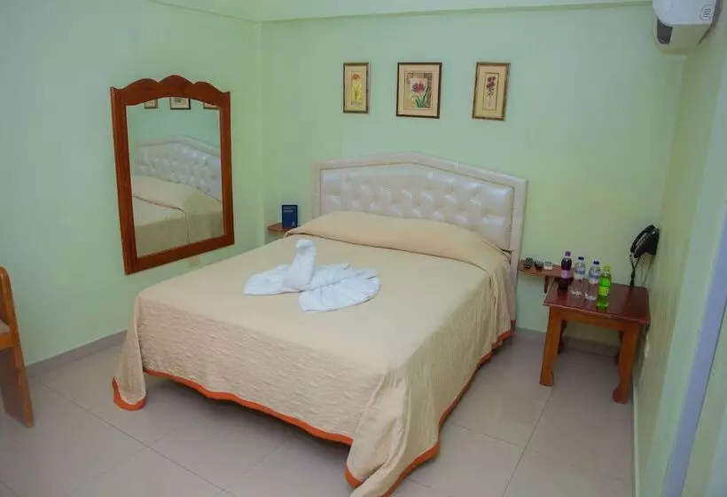 Aparta Hotel Don Olivo