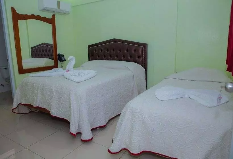 Aparta Hotel Don Olivo