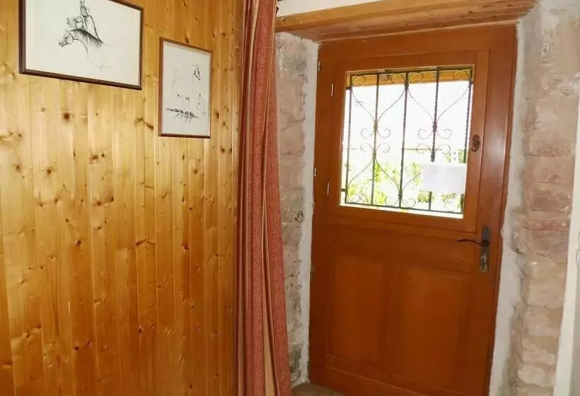 Aamiaismajoitus (B&B) Chambres D Hôtes Equinoxe