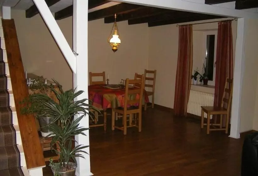 Aamiaismajoitus (B&B) Chambres D Hôtes Equinoxe