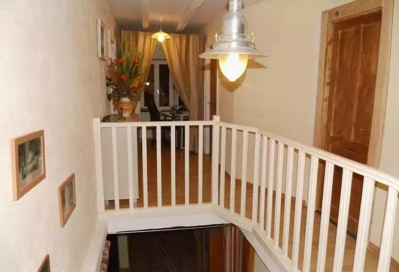 Aamiaismajoitus (B&B) Chambres D Hôtes Equinoxe