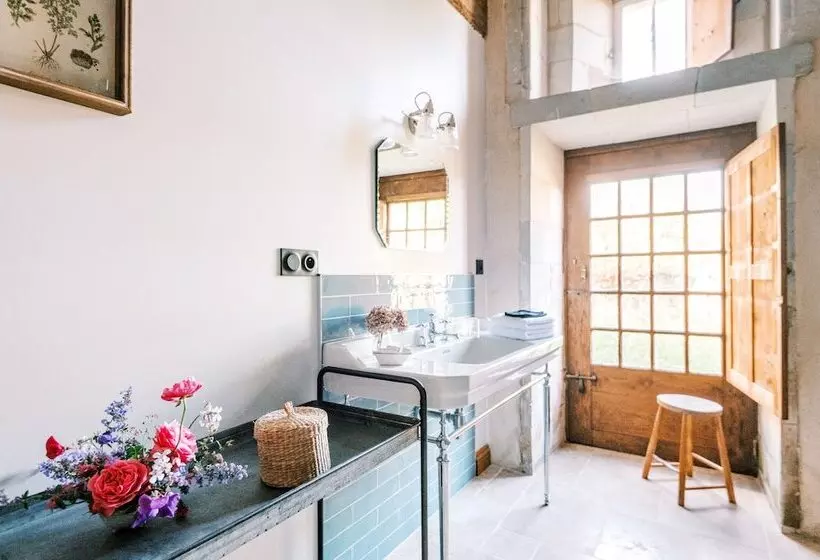 Aamiaismajoitus (B&B) Manoir De Jouralem