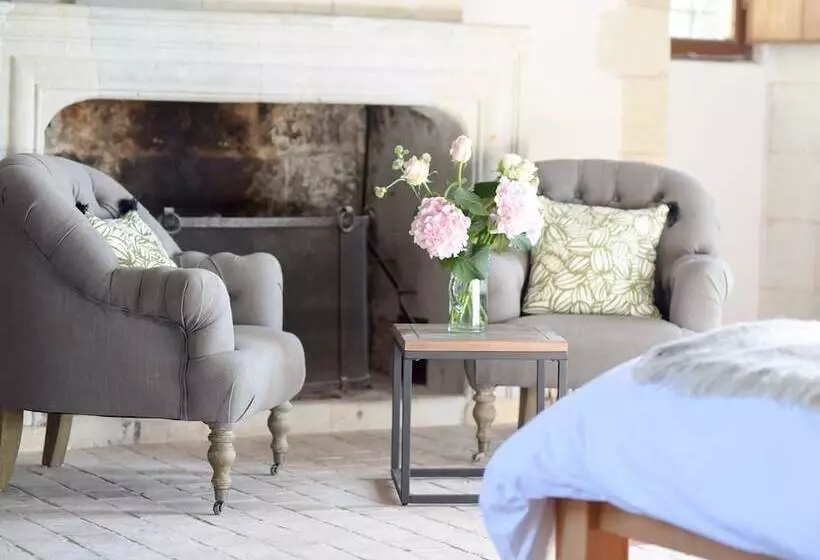 Aamiaismajoitus (B&B) Manoir De Jouralem