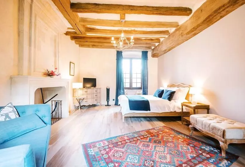 Aamiaismajoitus (B&B) Manoir De Jouralem