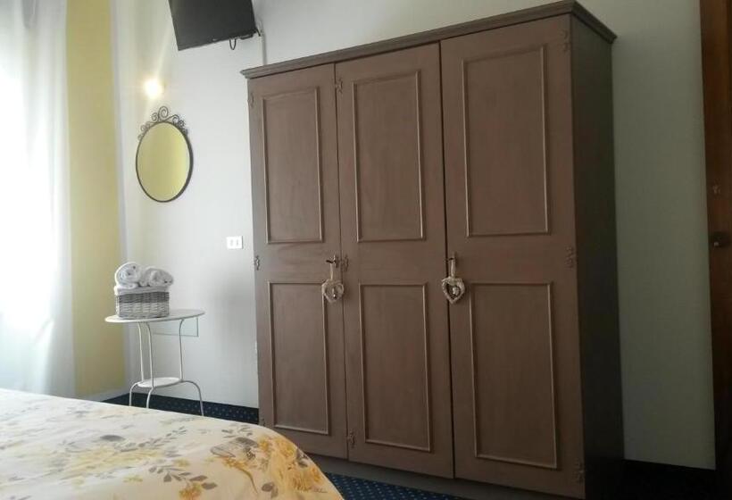 هتل Albergo Al Sole