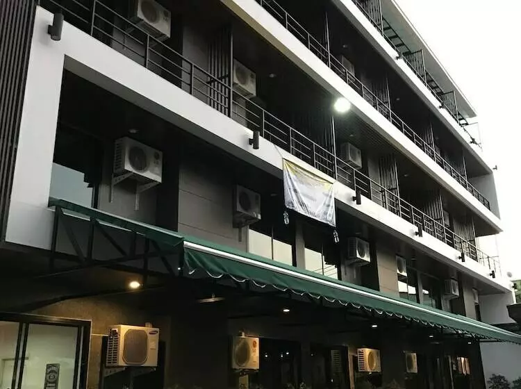 ホテル B&b Studio Room