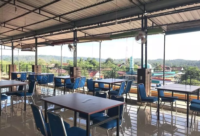 ホテル Callista Lahat