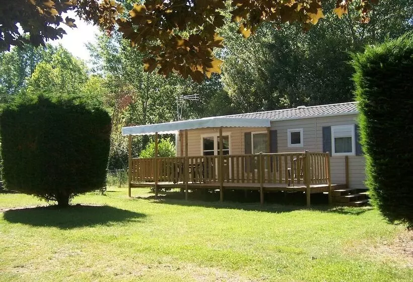 Hotelli Camping Les Terrasses De Rivarennes