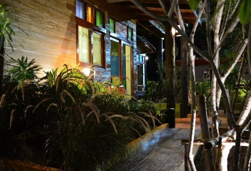 Hotelli Reuan Napasorn