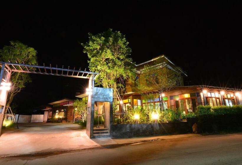 Отель Reuan Napasorn