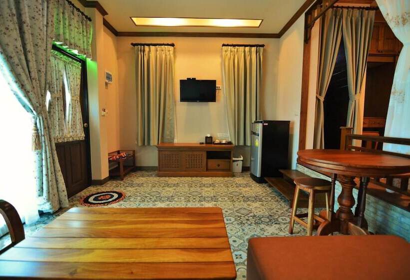 Отель Reuan Napasorn