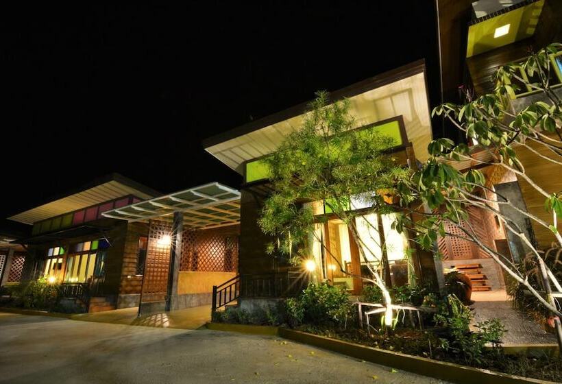 Отель Reuan Napasorn