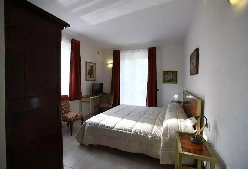 田舎風ホテル Il Vecchio Mulino Di Bairo