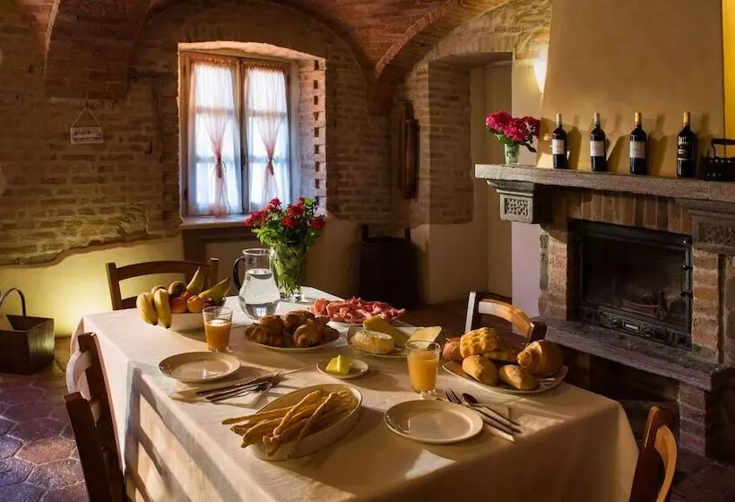 Maaseutuhotelli Risveglio In Langa