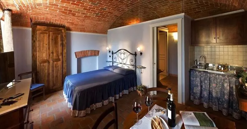 Maaseutuhotelli Risveglio In Langa